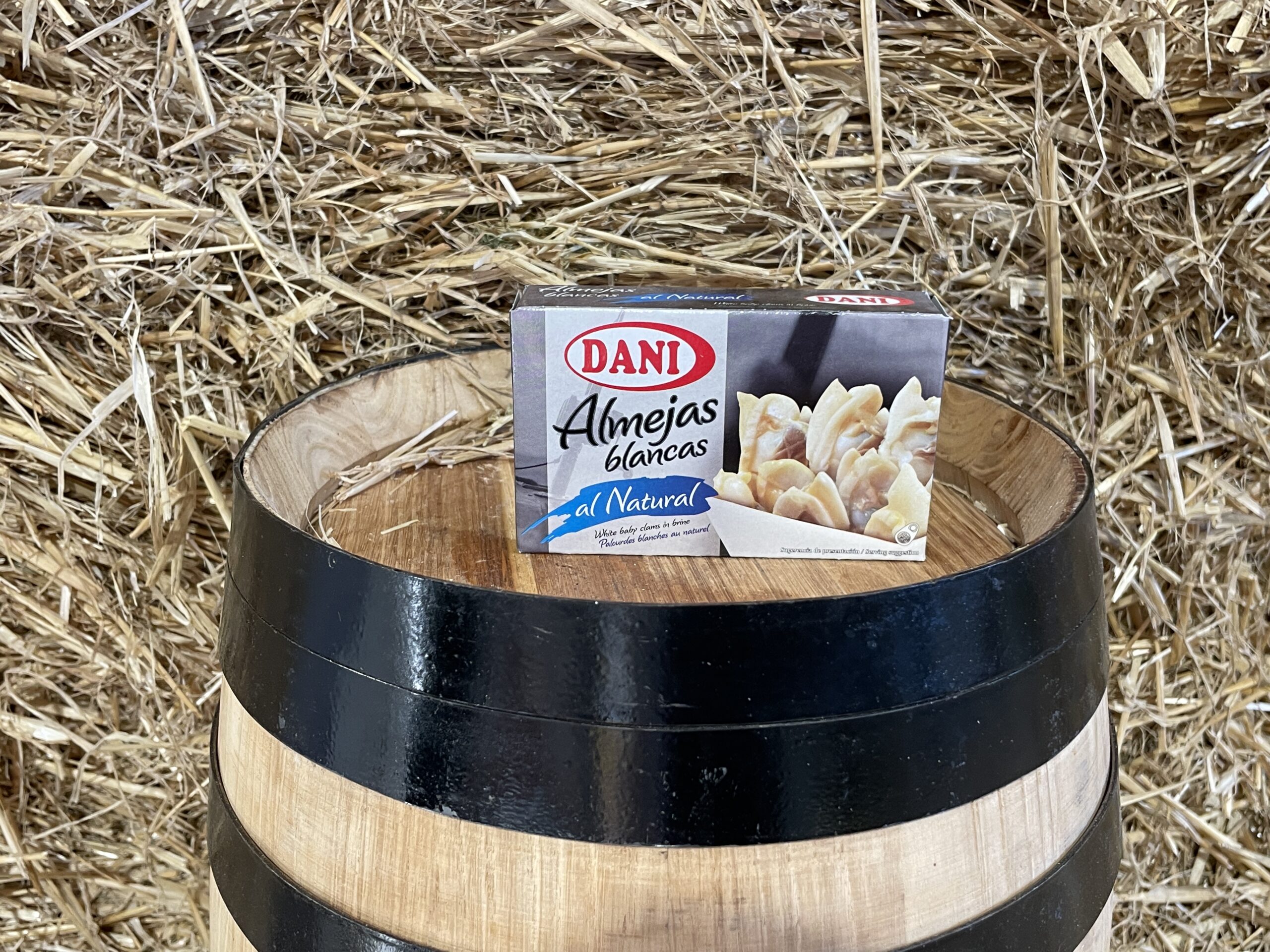 White Clams in Natural Dani